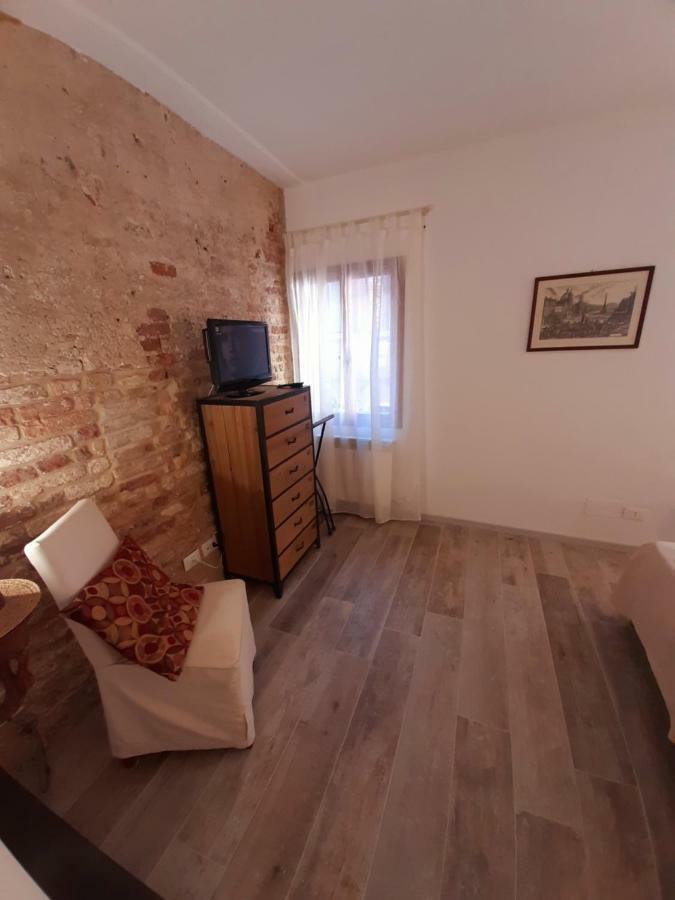 Isepo Apartment Veneţia Exterior foto